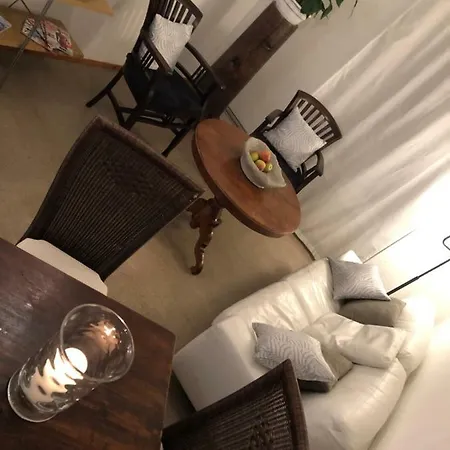 Ahostel Vandrerhjem *