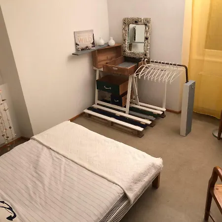 Ahostel *