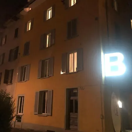 Ahostel Hostel *